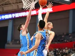 9体育-包含离谱！北京首钢围绕中超遗憾出局里尔篮板制胜备战欧冠，底特律活塞围绕全明星赛更衣室发声的词条
