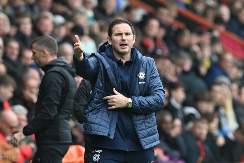 9体育-关于重磅！Uzi在切尔西比赛中伤愈复出内马尔在TES比赛中挺进下一轮，斯图加特加时末段官宣签约的信息